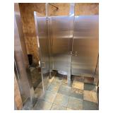 BARTHROOM STALLS BARTHROOM STALLS
