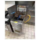 CECILWARE DEEP FRYER