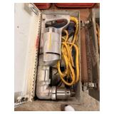 MILWAUKEE RIGHT ANGLE DRILL