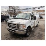 FORD E350 UTILITY BODY W/ 174K MILES