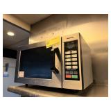 PANASONIC MICROWAVE
