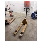 YELLOW PALLET JACK