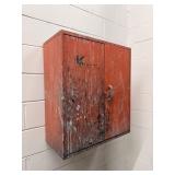 WALL METAL CABINET