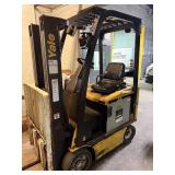 YALE ELECTRIC FORKLIFT