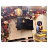 SAMSUNG TV WITH MOUNT