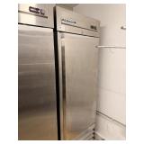 UNIVERSAL SINGLE DOOR FREEZER
