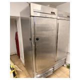 UNIVERSAL SINGLE DOOR FREEZER