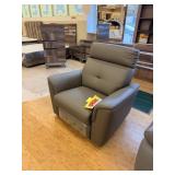 8501 LEATHER CHAIR W MANUAL RECLINER