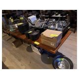 HD SINGLE METAL BASE WOODEN TABLE