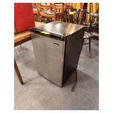 MAGIC CHEF MINI FRIDGE