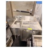 KROWNE UNDERCOUNTER SS DRAIN BOARD + SINK