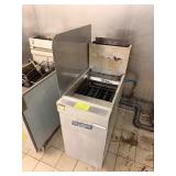 SIR LAWRENCE DEEP FRYER