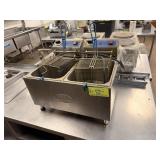 GLOBE DOUBLE DEEP FRYER COUNTERTOP