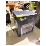 DELONGHI ESPRESSO MAKER