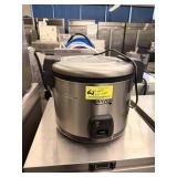 AVANTCO RICE COOKER / WARMER