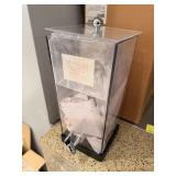 PREMIUM PLASTIC BEVERAGE DISPENSER