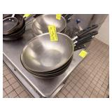 FRY PANS W RUBBER HANDLE