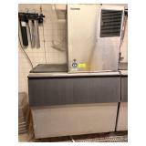 HOSHIZAKI ICE MAKER