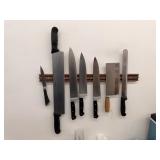 ASSORTED KNIVES
