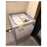 AVANTCO ICE CREAM CHEST FREEZER
