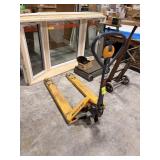 TM 55 PALLET JACK