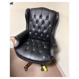 BLACK LEATHER OFFICE CHAIR