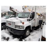 2004 GMC C4500 DURAMAX DIESEL - MAN LIFT - APROX
