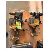 DEWALT DRILL