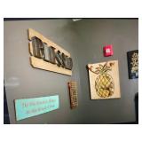 ASSORTED WALL DECOR - LOT