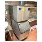 MANITOWOC ICE MAKER - MODEL IDT0420A-161