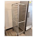 BAKERS RACK ON CASTER