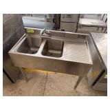 UNDERCOUNTER 2 BAY SINK W DRAIN BOARD