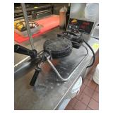 WAFFLE MAKER