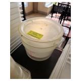 ROUND CAMBRO