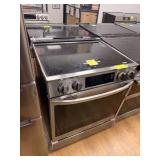 LG	30 Inch Smart Slide-In Induction Range with 4