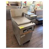 FRYMASTER FRYER