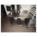 SS TABLE W PAN SLIDES