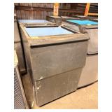 ICE MACHINE BIN