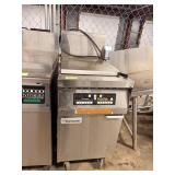 FRYMASTER FRYER - MODEL- FBCR18CSE