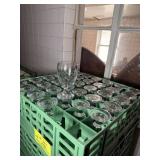 DISH RACK OF WATER GLASS