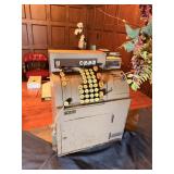 VINTAGE CASH REGISTER