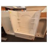 SHOWER SET - WALLS AND BATHTUB