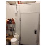 WALK-IN COOLER WITH TRENTON MOTOR - APROX 7 FT x