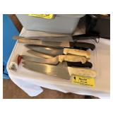 ASSORTED KNIVES