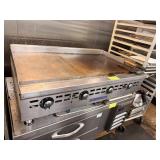 BAKERS PRIDE 4 FT FLAT GRIDDLE