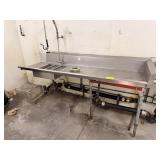 DISHWASHER SINK TABLE W SPRAYER