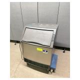 Manitowoc UR0140A-161B Icemaker