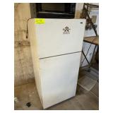 White Top Freezer Refrigerator