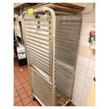 BAKERS RACK ON CASTER