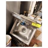 SS HANK SINK